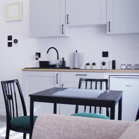 Apartament Z Historia 옐레니아구라 외부 사진