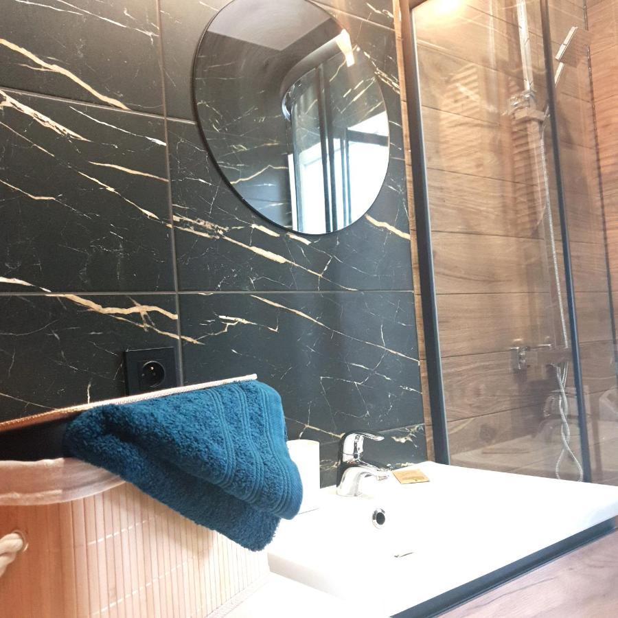 Apartament Z Historia 옐레니아구라 외부 사진