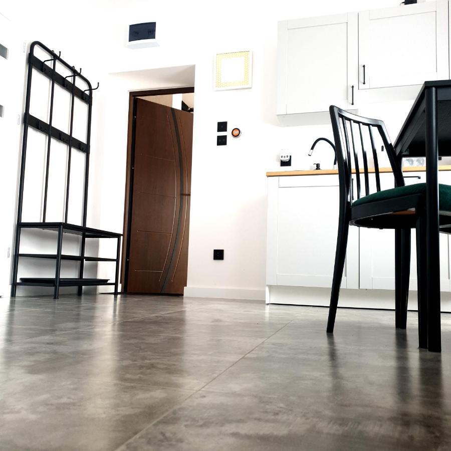 Apartament Z Historia 옐레니아구라 외부 사진